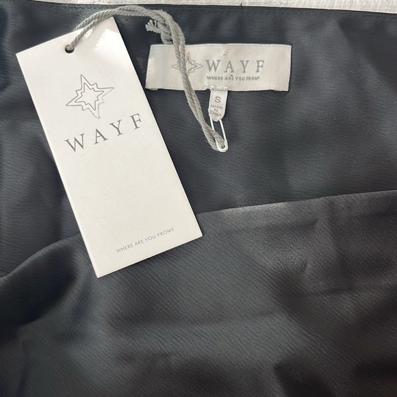 WAYF The Keita One Shoulder Satin Jumpsuit NWT Size Small - Picture 8 of 8